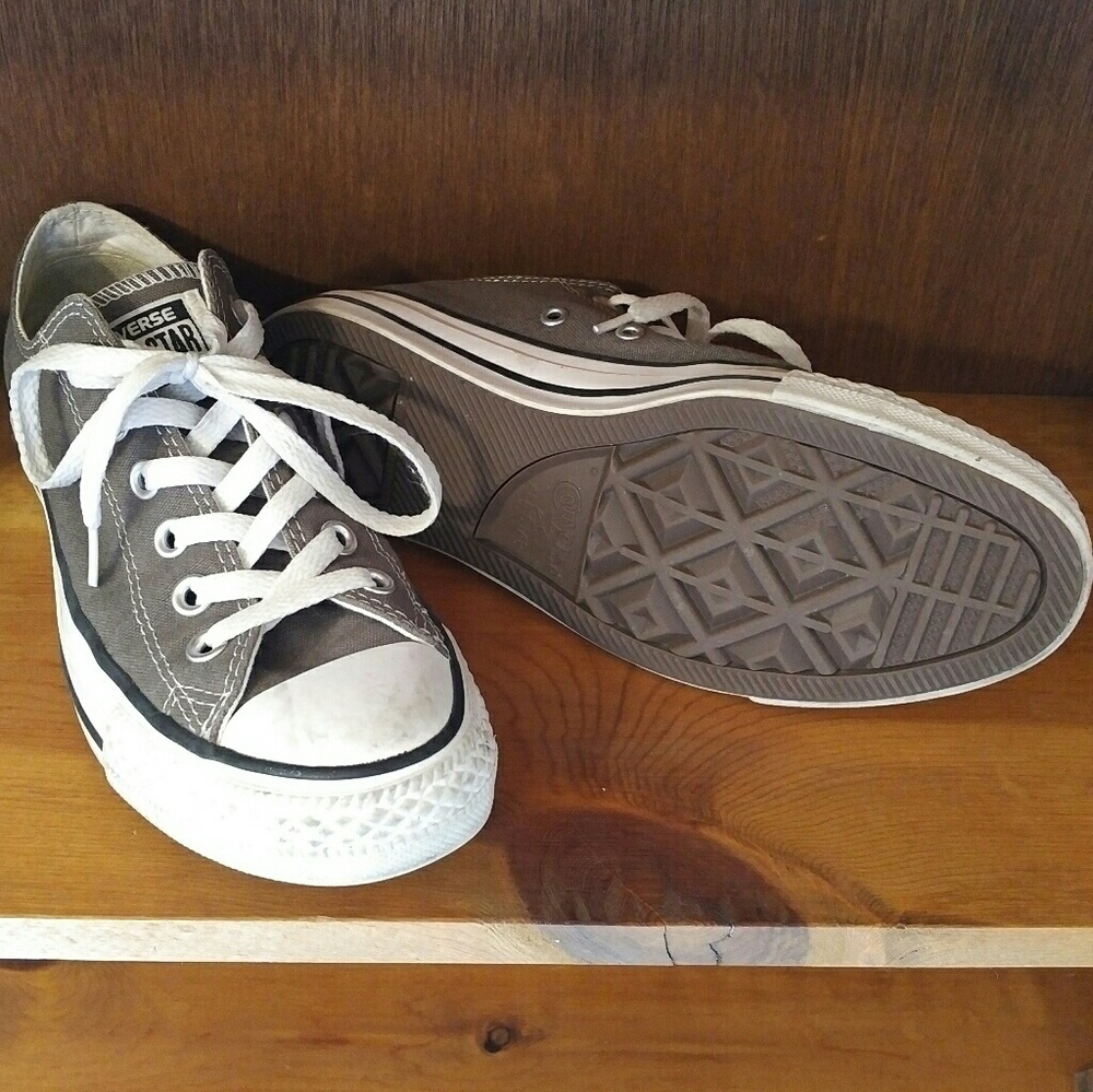 Women's Size 6.5 Grey Converse